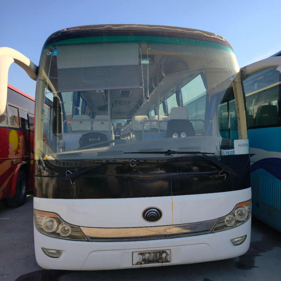 宇通65座柴油二手客车