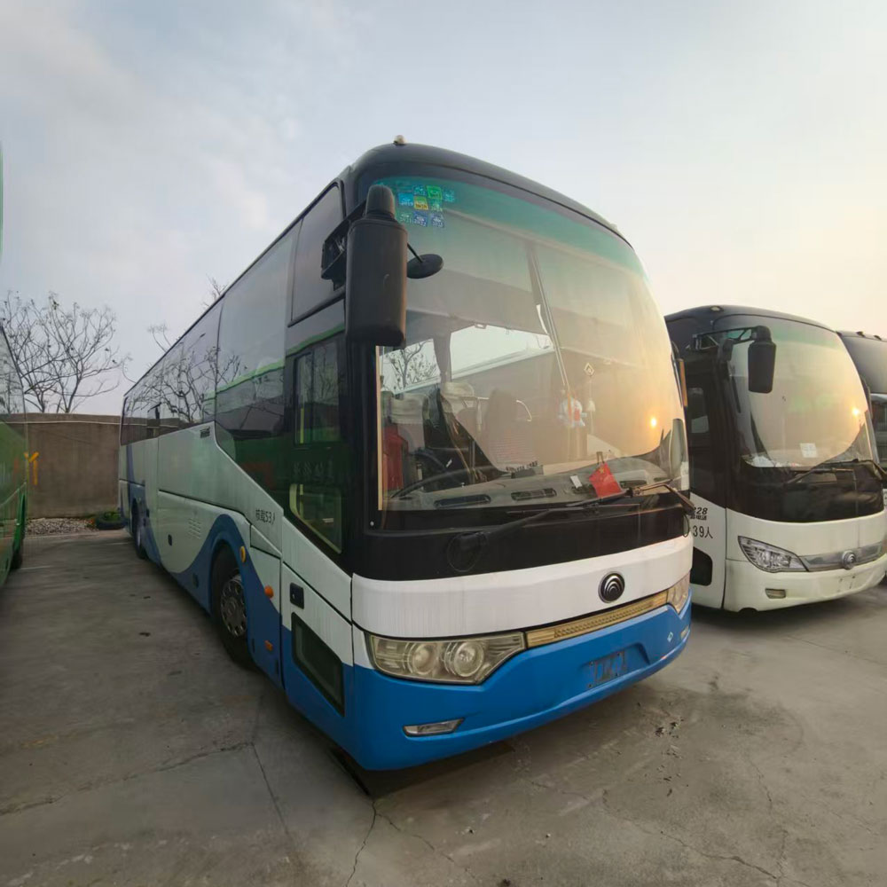 宇通53座二手柴油客车