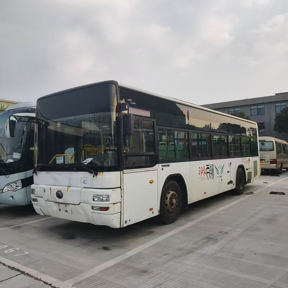宇通34座二手客车