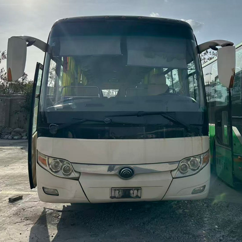 宇通65座柴油二手客车