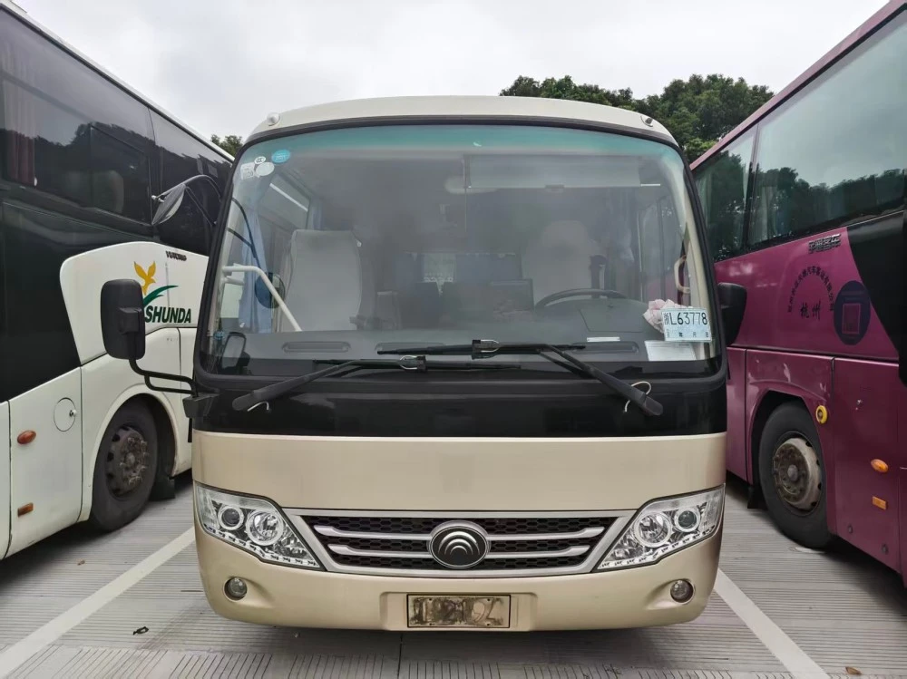 6m宇通二手柴油客车